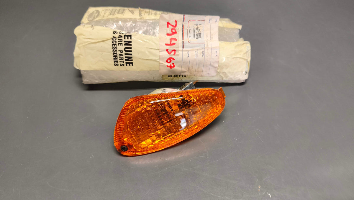 Piaggio Genuine Gilera Runner 50 125 180 Front Right Indicator 294567