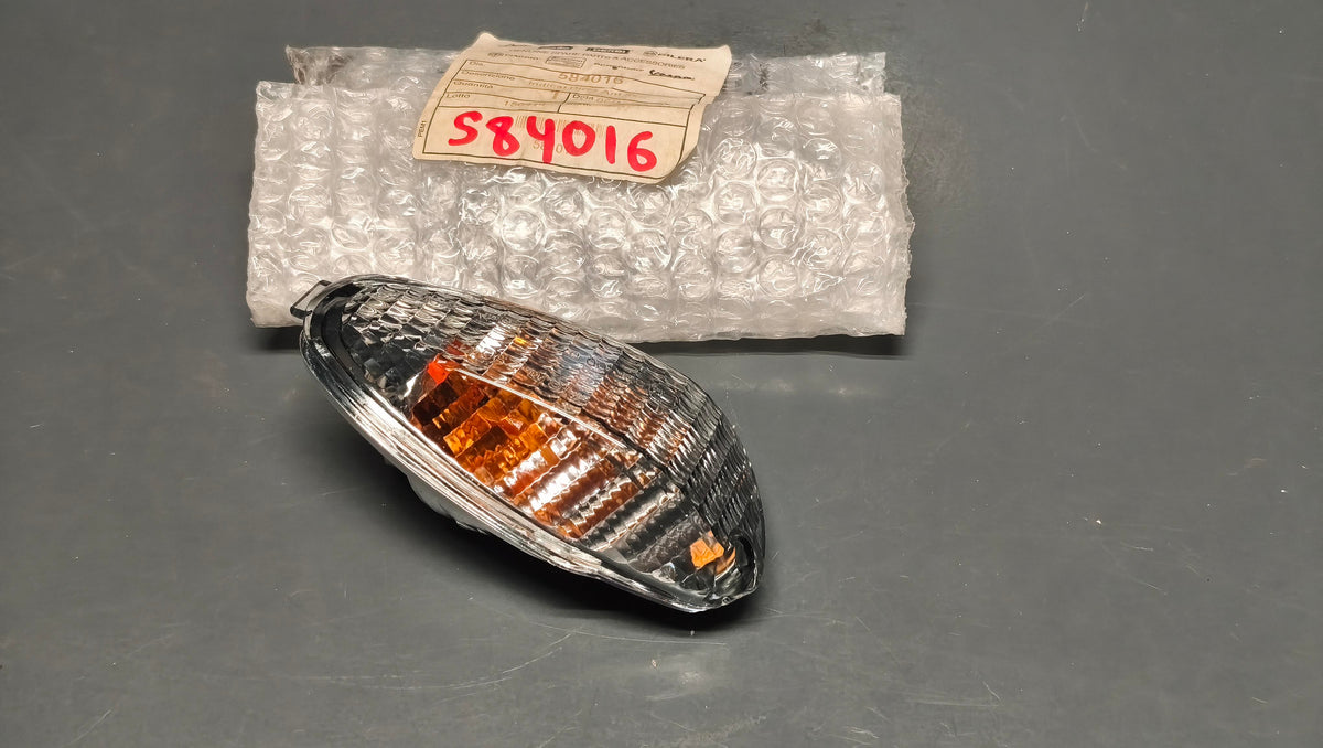 Piaggio Genuine Gilera Runner SP FX FXR Front Left Indicator Clear/Smoked 584016