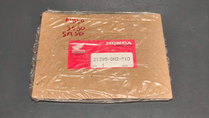 Honda Genuine Vision Elite Tact Transmission Cover Gasket 21395-GN2-010