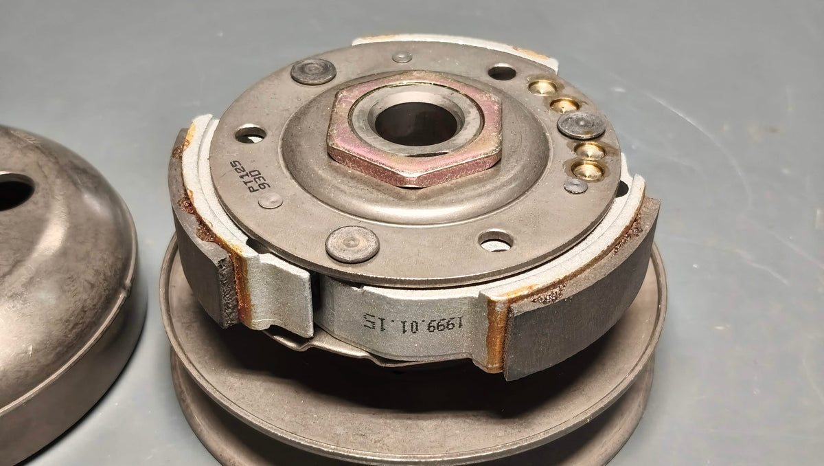 Peugeot Genuine Elyseo 125 Complete Driven Pulley & Clutch Assembly 753930