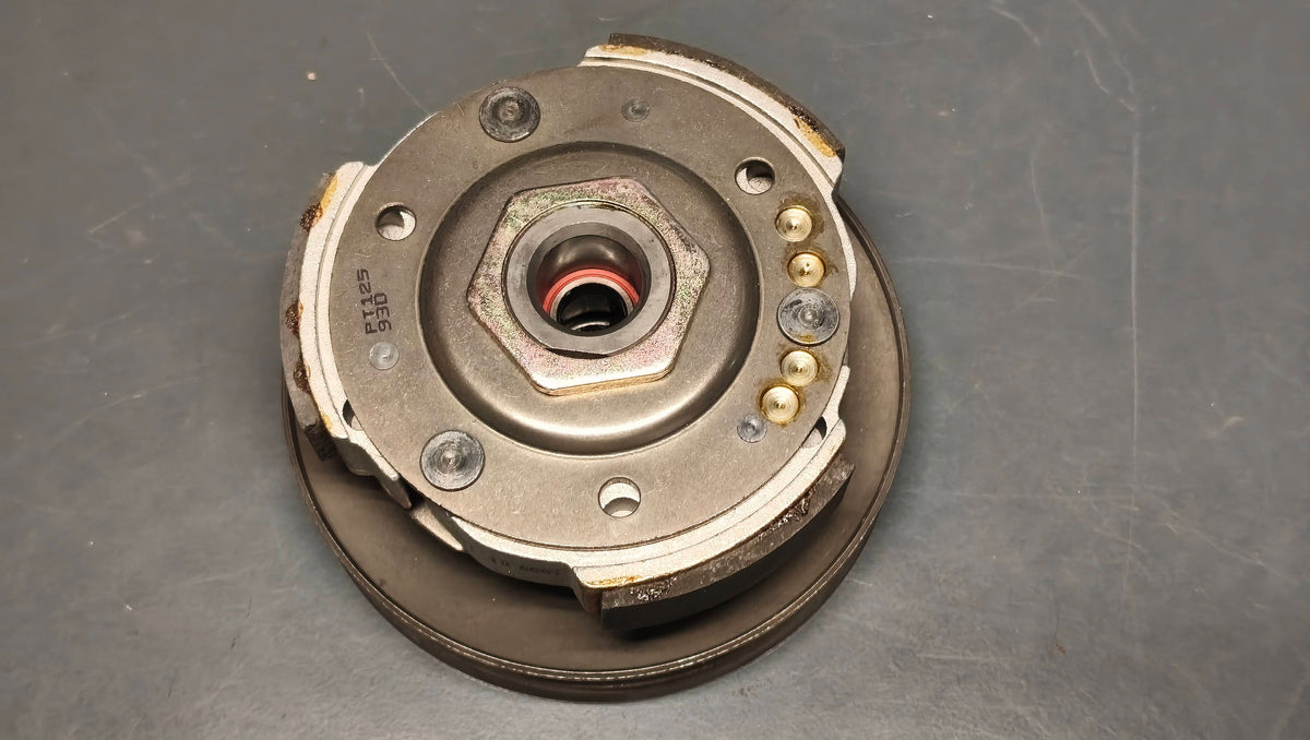 Peugeot Genuine Elyseo 125 Complete Driven Pulley & Clutch Assembly 753930