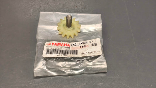 Yamaha Genuine XT350 / Virago 250 Oil Pump Driven Gear 3Y6-13326-01