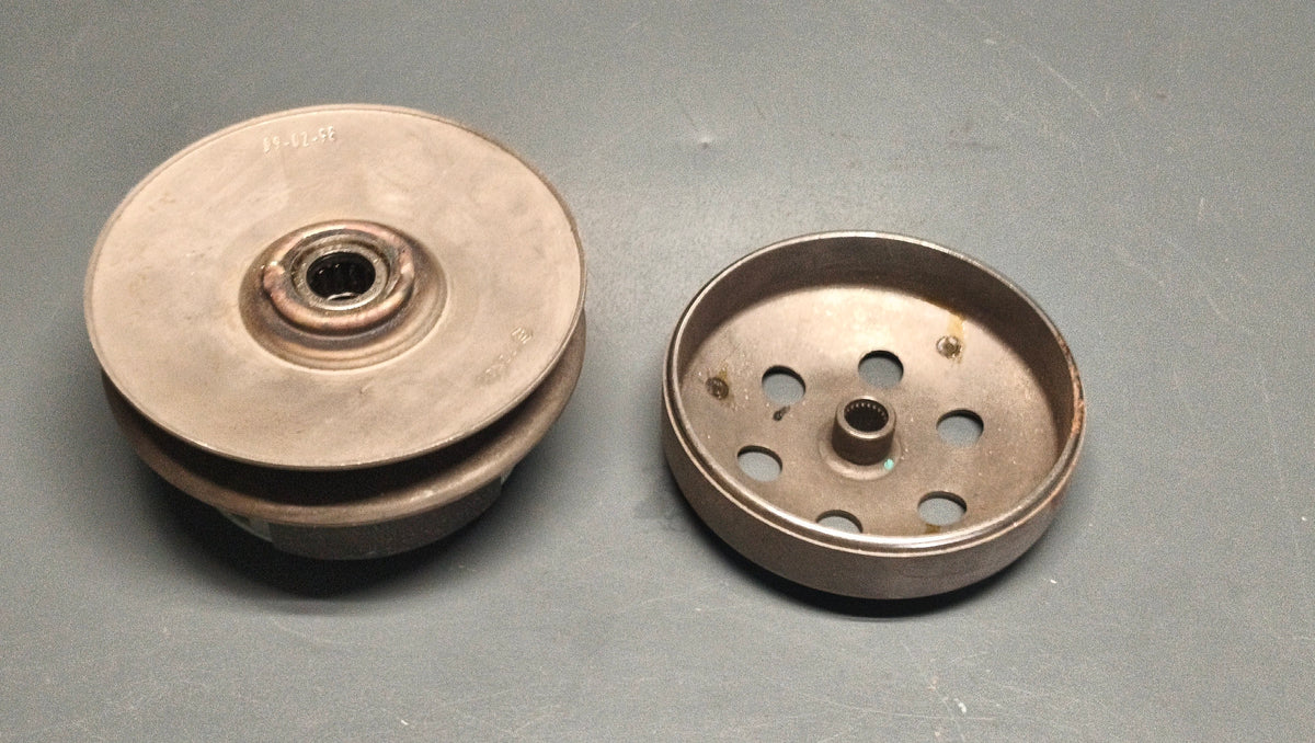 Piaggio Genuine NRG MC2 Clutch & Bell Assembly 4315015