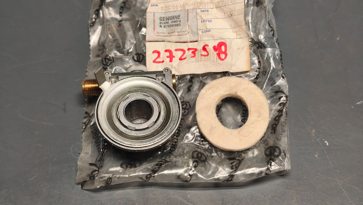 Piaggio Genuine Typhoon / NRG Speedometer Drive Gear 272358