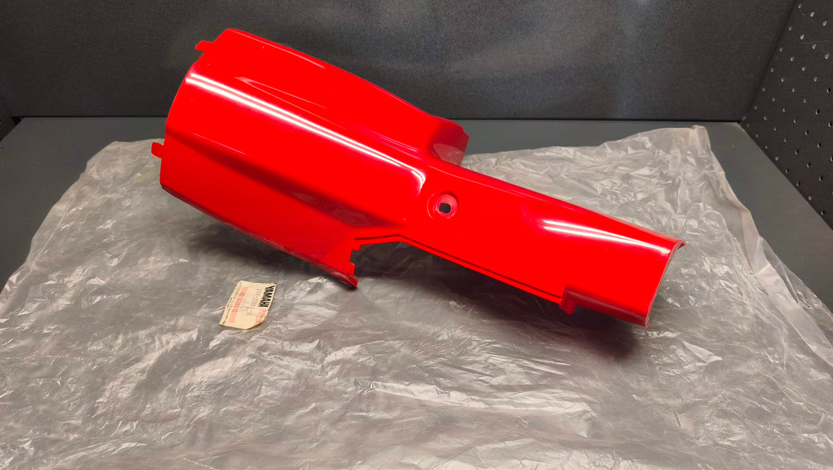 Yamaha genuine nos passol 2 front foot panel pn 25k-23391-00