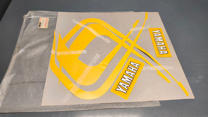 Yamaha genuine nos rd125 fuel tank graphic set and emblem decal pn 30w-24240-20