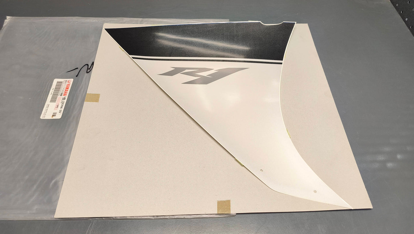 Yamaha genuine new yzf r1 2009 graphic decal pn 14b-28394-20