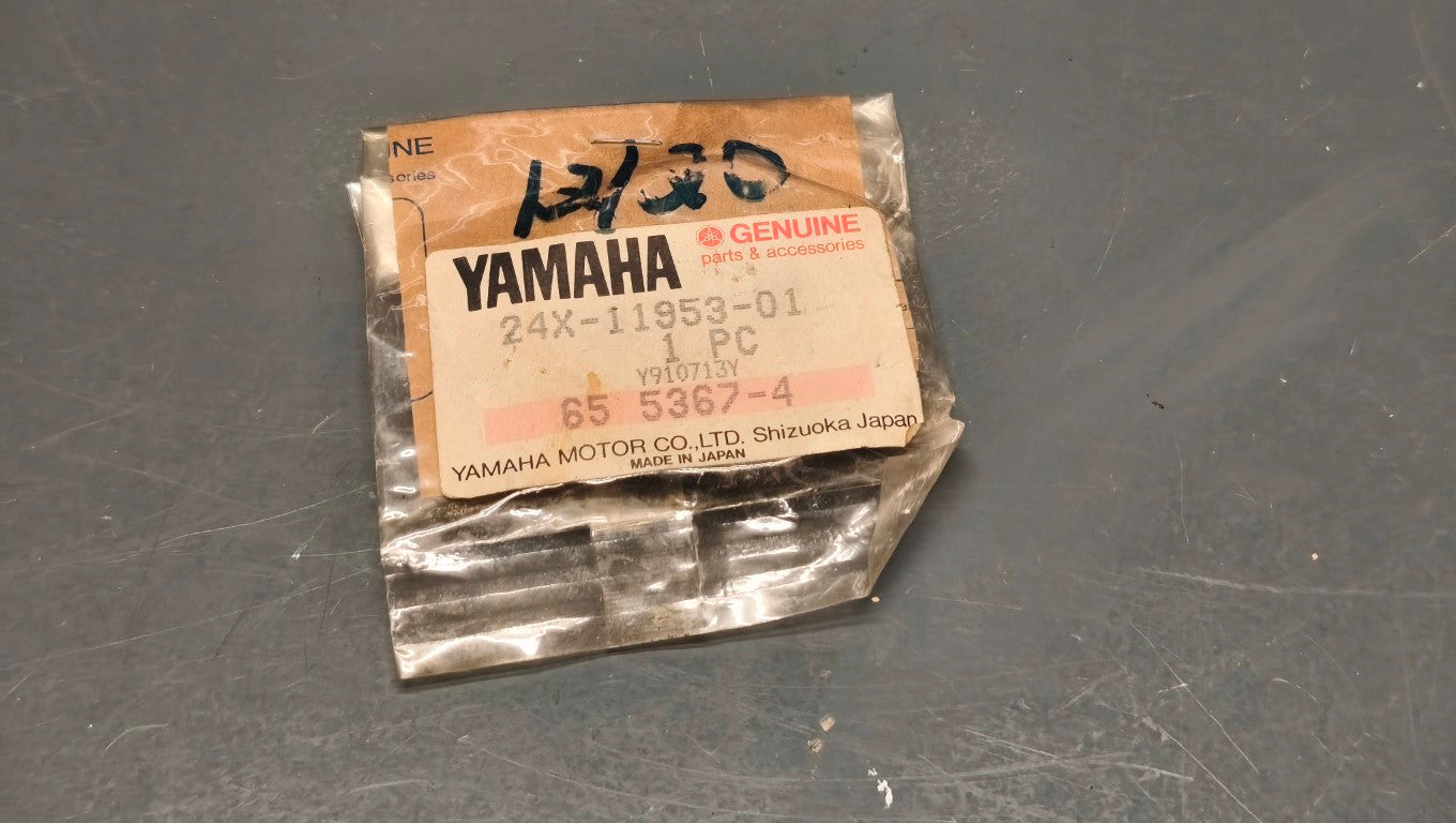 Yamaha genuine new YZ250 YZ125 WR250 Governor gear pn 24x-11953-01 - Www.dm-motorcycles.com