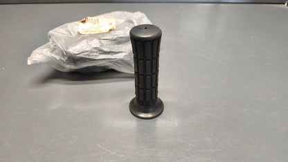 Yamaha genuine nos ca50 riva razz zuma jog cg50 sh50 Right grip pn 5g3-26242-00 - Www.dm-motorcycles.com