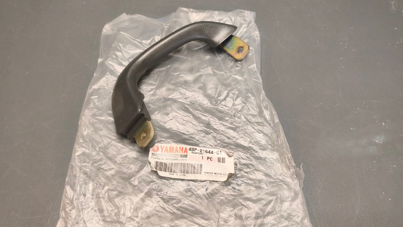 Yamaha XJ600 Seca II Rear Fender Grommet - 4BP-21644-01