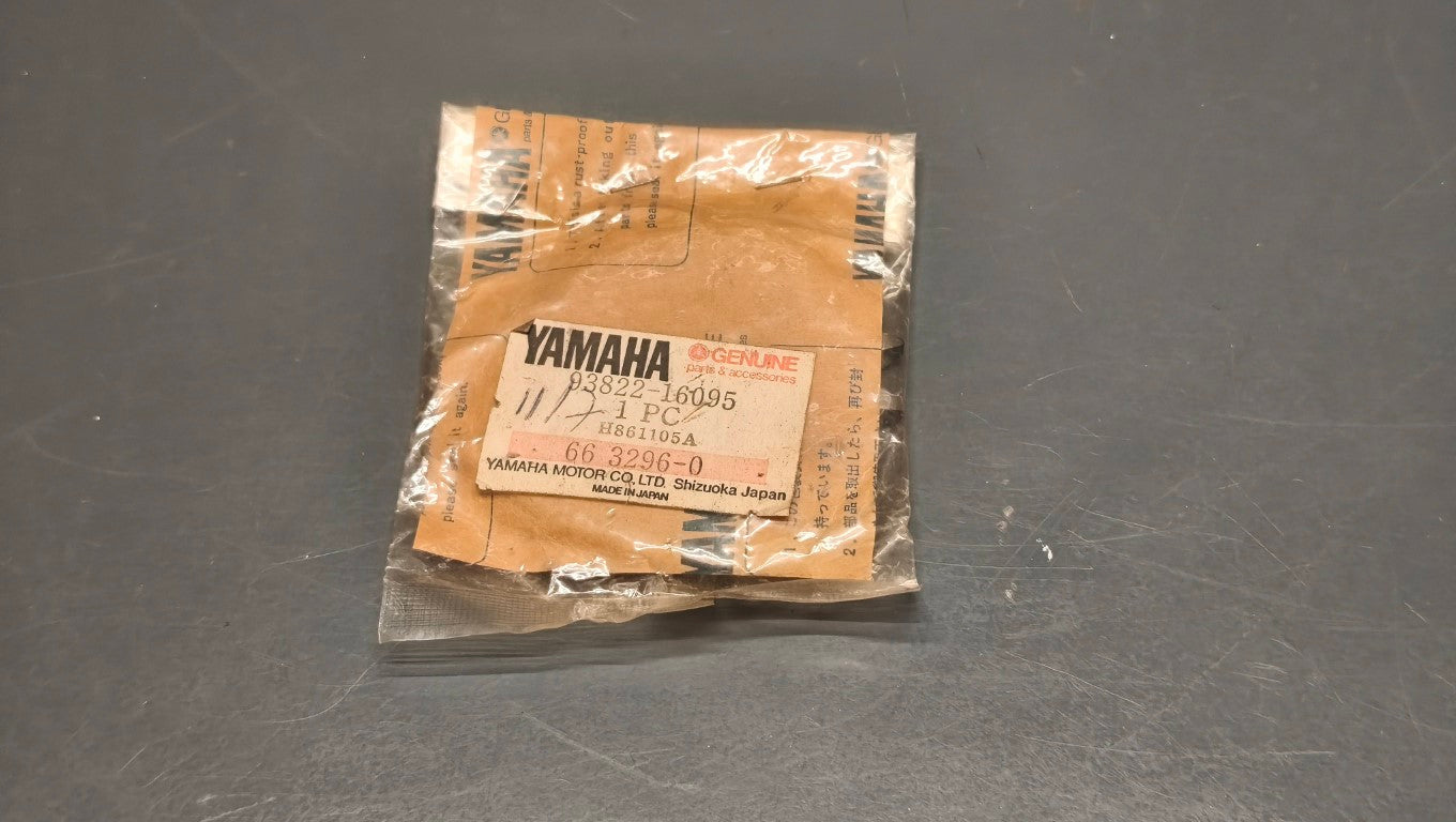 Yamaha DT YZ 16T Drive Sprocket - 93822-16095