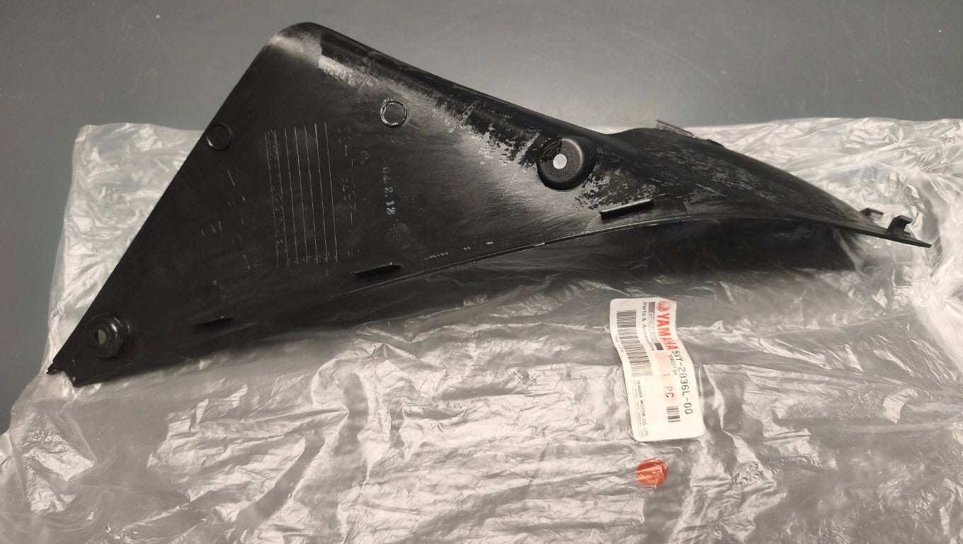 Yamaha YZF-R1 Left Inner Panel 2 - 5VY-2836L-00