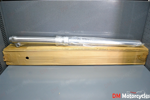 Yamaha genuine nos dt175 dt 175 1991 - 1995 right fork assy pn 18m-w2314-00 - Www.dm-motorcycles.com