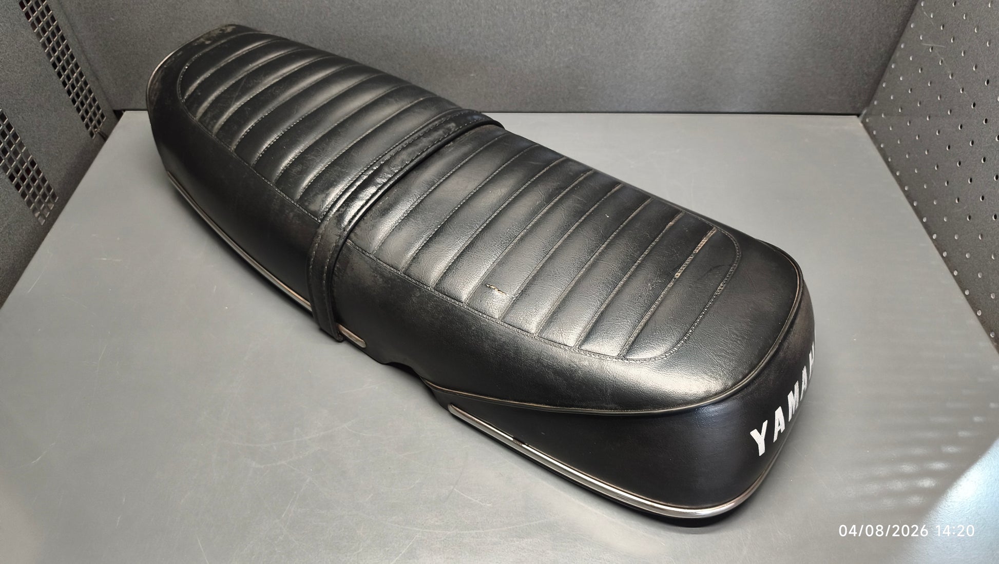 Yamaha genuine 1973 double seat